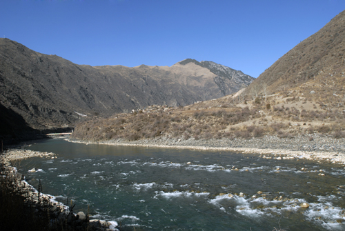 四川足木足河流域水電開發(fā)有限公司